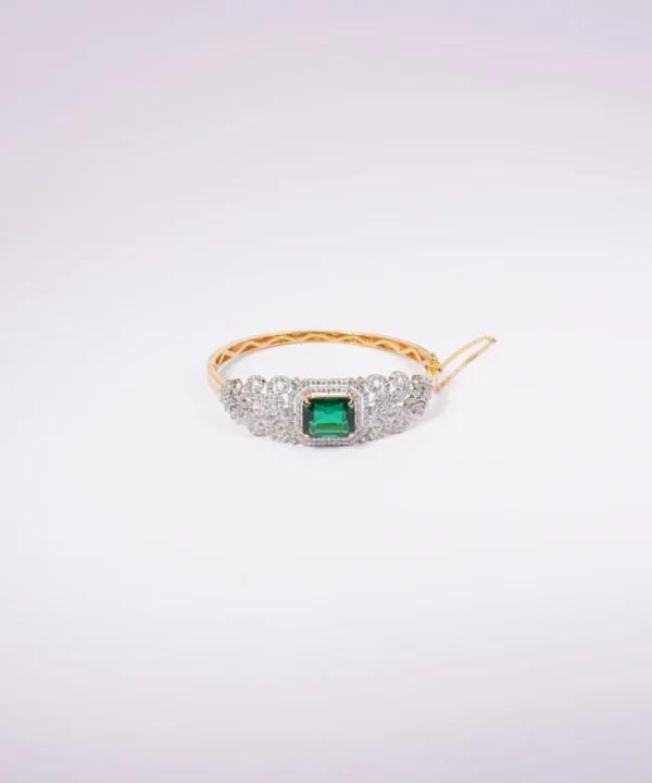 Gold kara 4