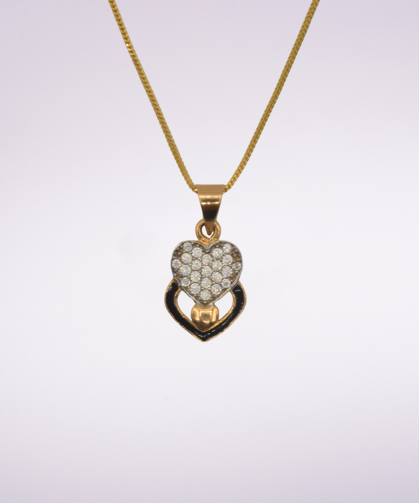 Pendant 107