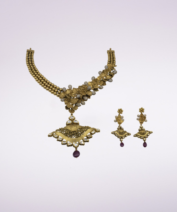Necklace 51