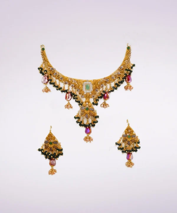 Necklace 82