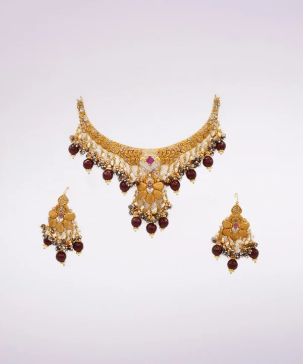Necklace 83
