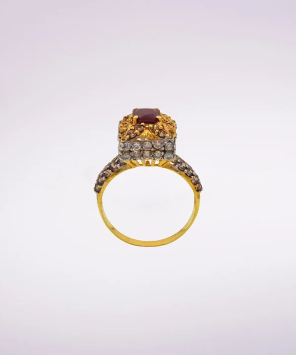 Ring 122